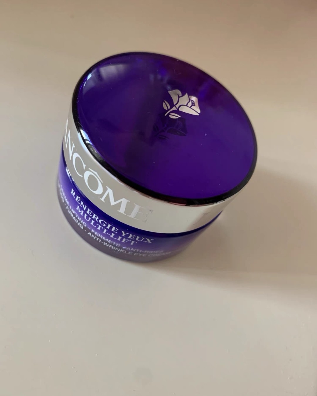 ✅最近丝芙兰半价活动很开心呀！周四看到丝芙兰的兰蔻雪花系列折