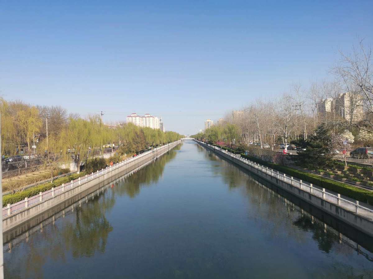 周六啦，天气不错，出去溜达溜达吧！ 今天去逛了大观园，这里不