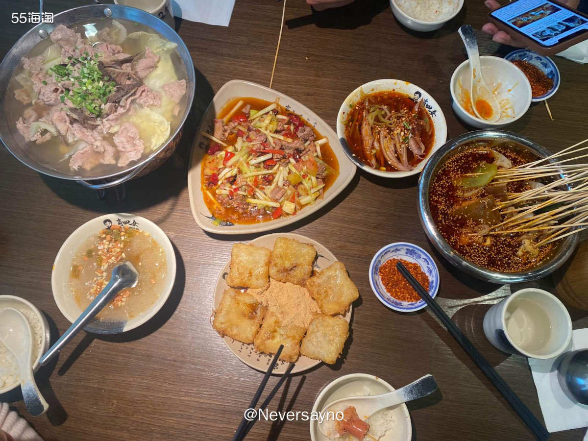 🌸周末是必须出门加餐的，毕竟周内饮食清淡呀—  ▪️每个周