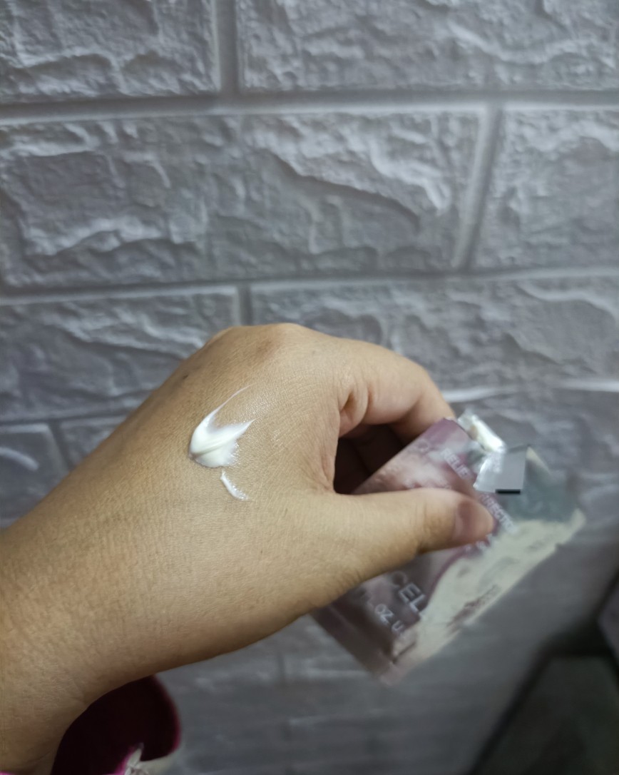 最近又开始练习瑜伽了，实在是产后胖了太多，又喜欢吃东西，需要