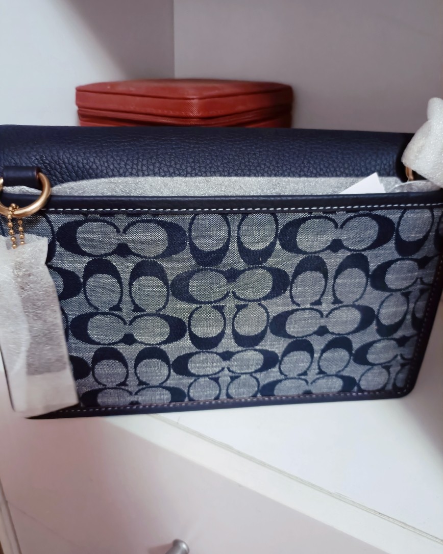 不得不说轻速这个速度有惊到我，也太快了吧，居然堪比中环和ew