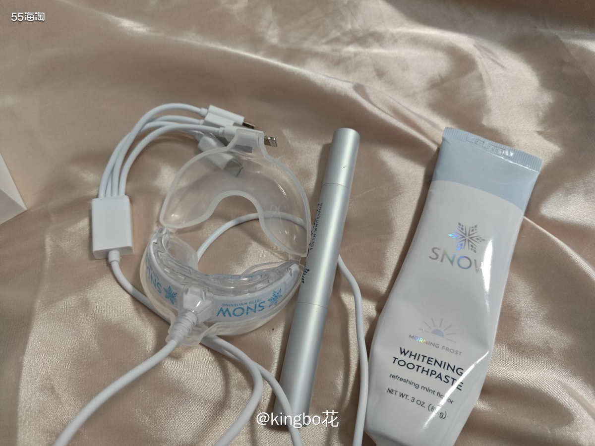 ⏺每天十分钟，坚持使用snow美牙仪两周，牙齿真的有白两个度