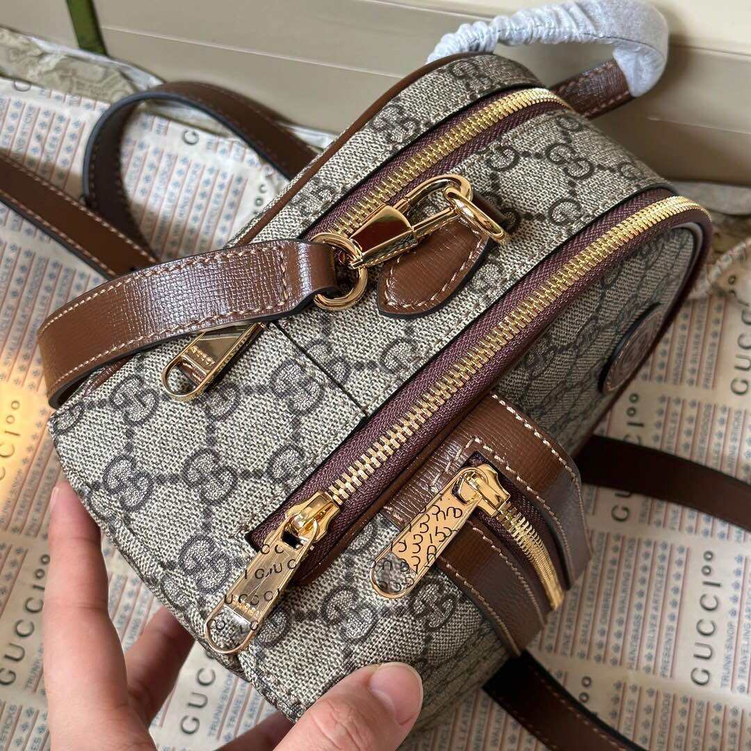 Mini背包 新款互扣式双层小背包, 可手提 斜挎 双肩 容