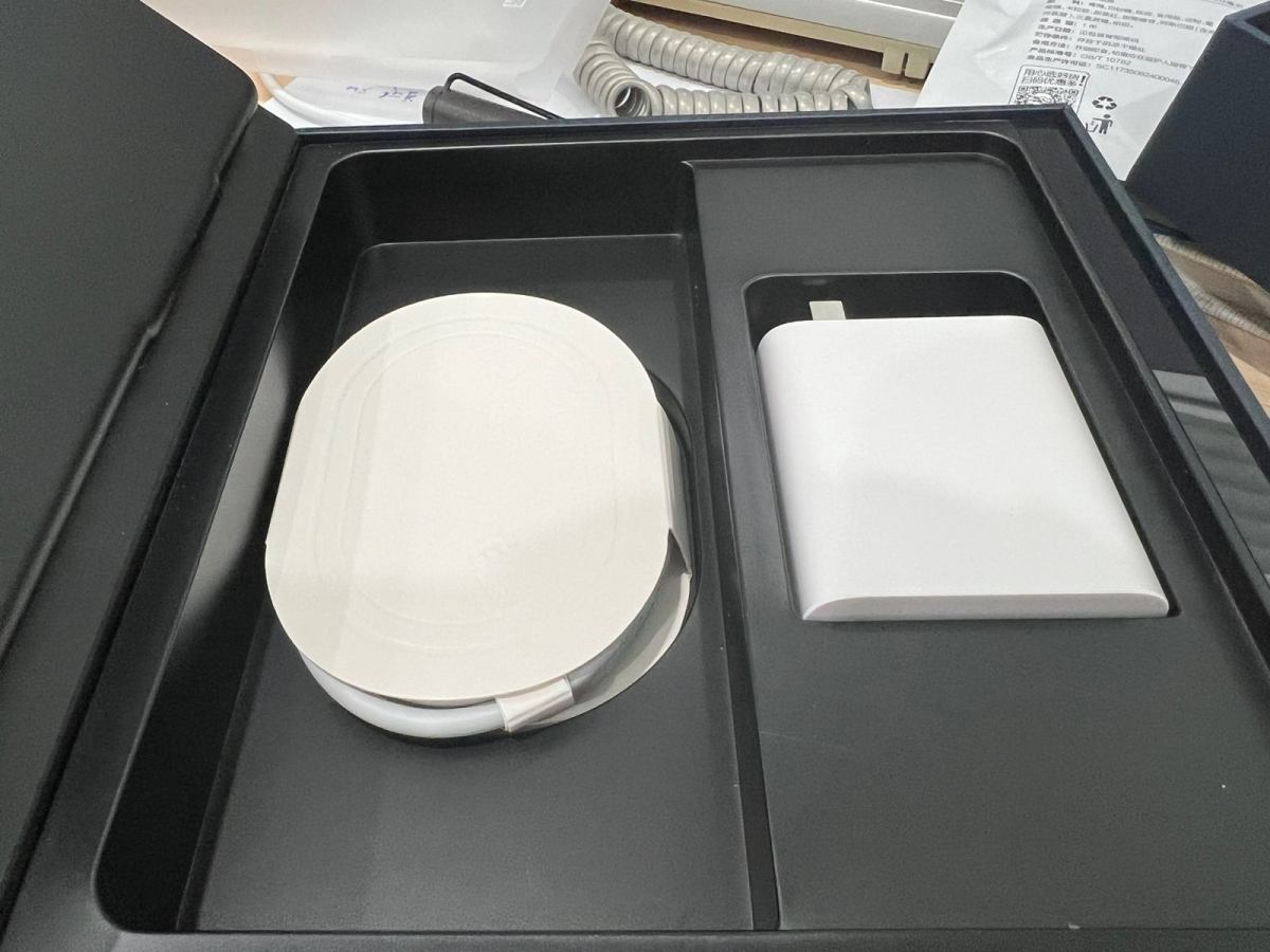 这款手机上vivo的x80pro，vivo年初发布的新机型（