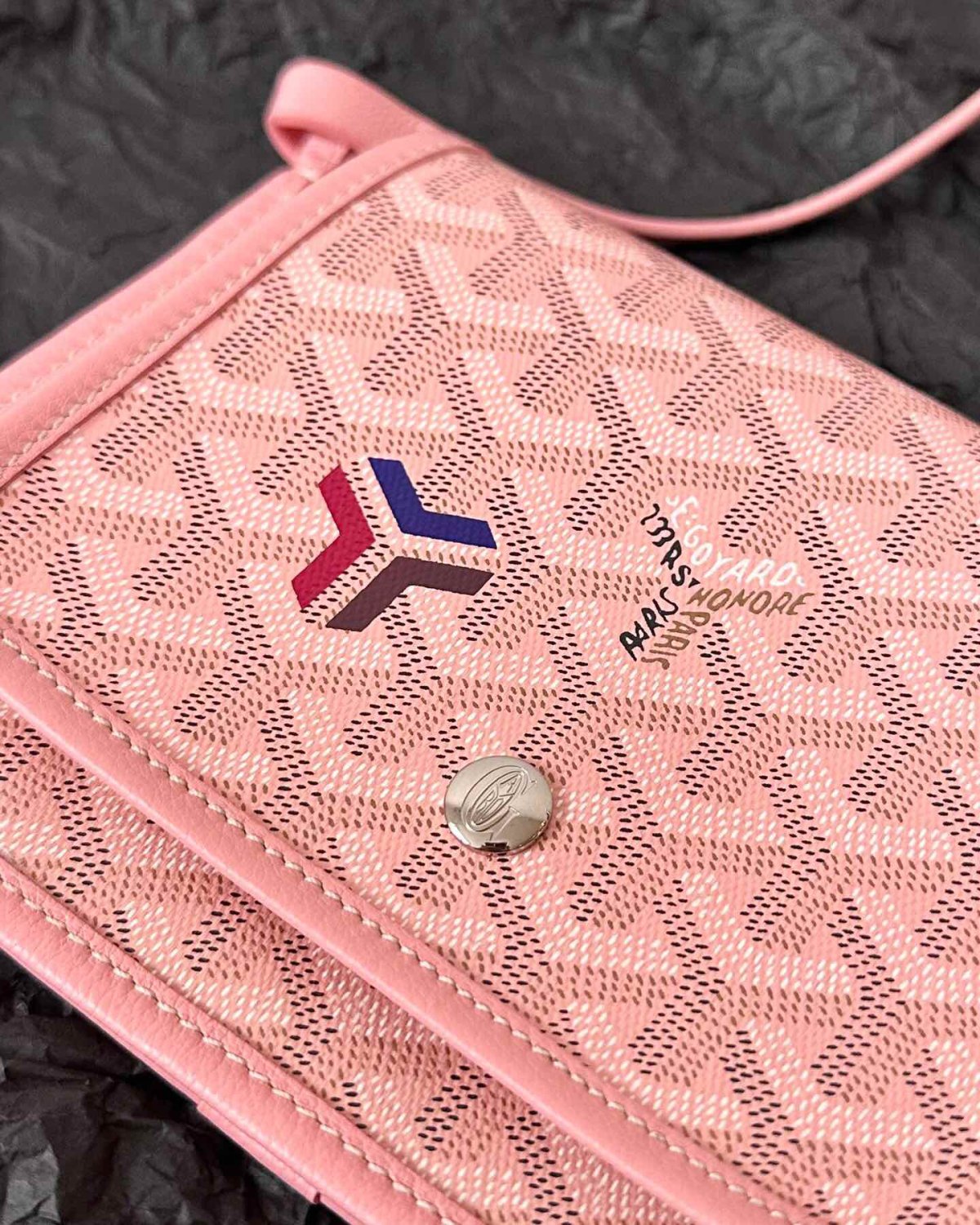 Goyard Plumet这个轻量级的小包真符合当下的流行趋