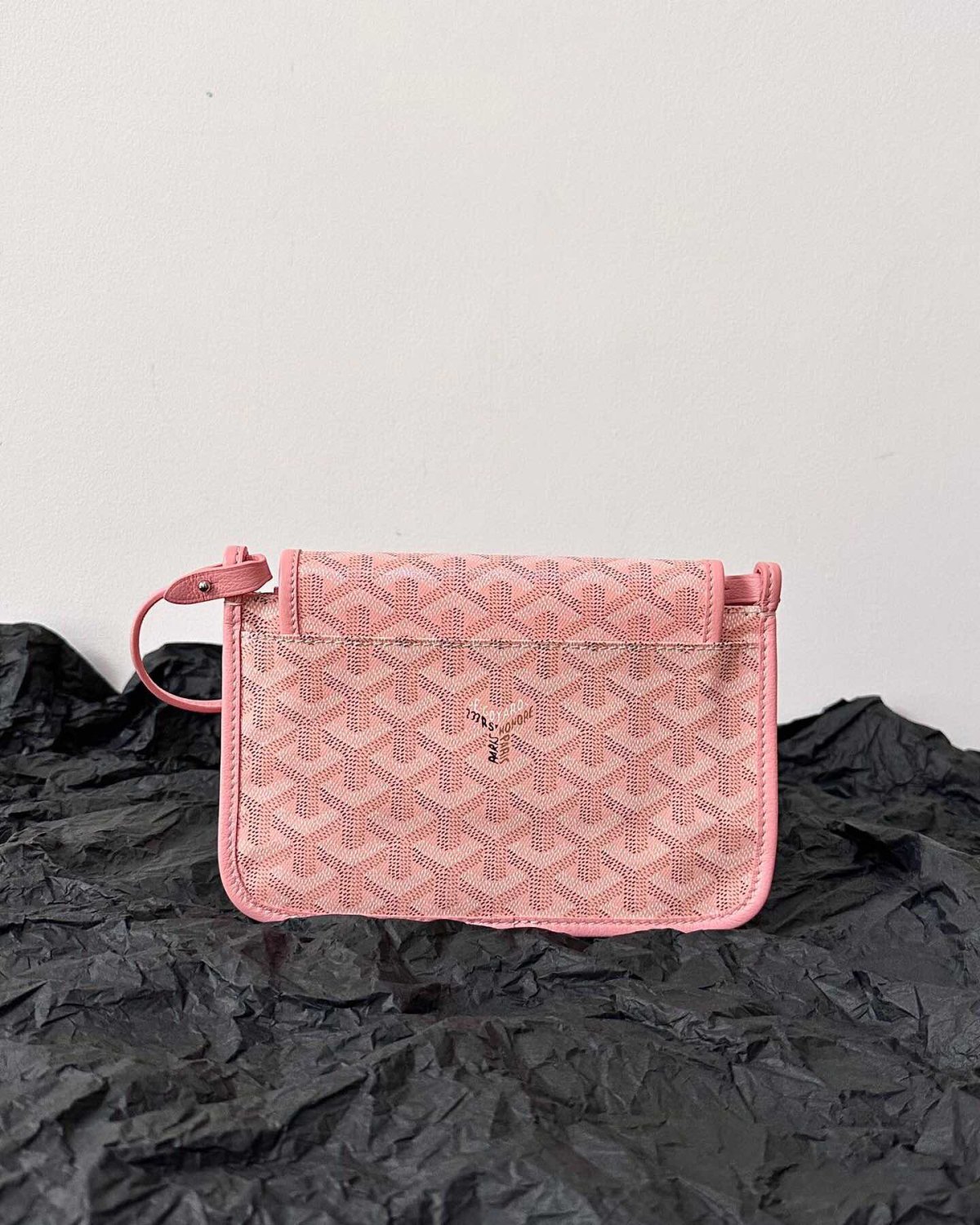 Goyard Plumet这个轻量级的小包真符合当下的流行趋