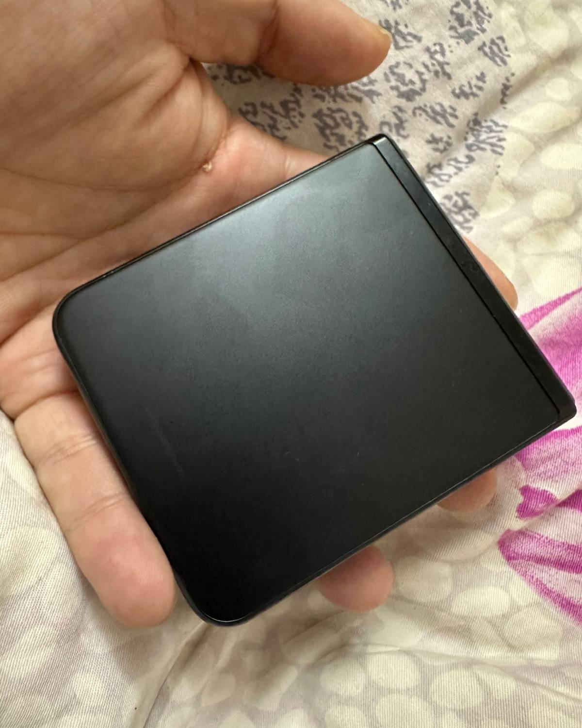 这款手机其实是白朴来的，之前出差的时候决定把运营商换到tmo