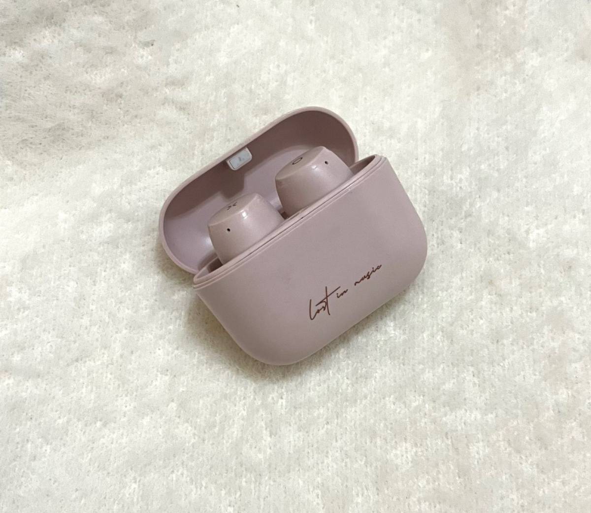 🧸耳机我基本不买太贵的，是我来说耳机属于消耗品，不想买太贵