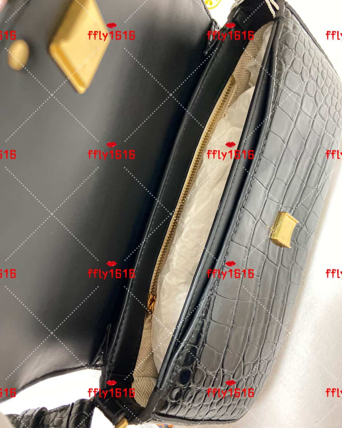 发走✈️ Tb britten 鳄鱼纹腋下包 实物超级上档次