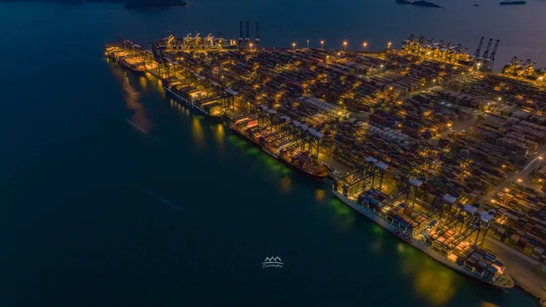 广州到青岛海运集装箱路线船期海运费查询，国内海运时间一般是需
