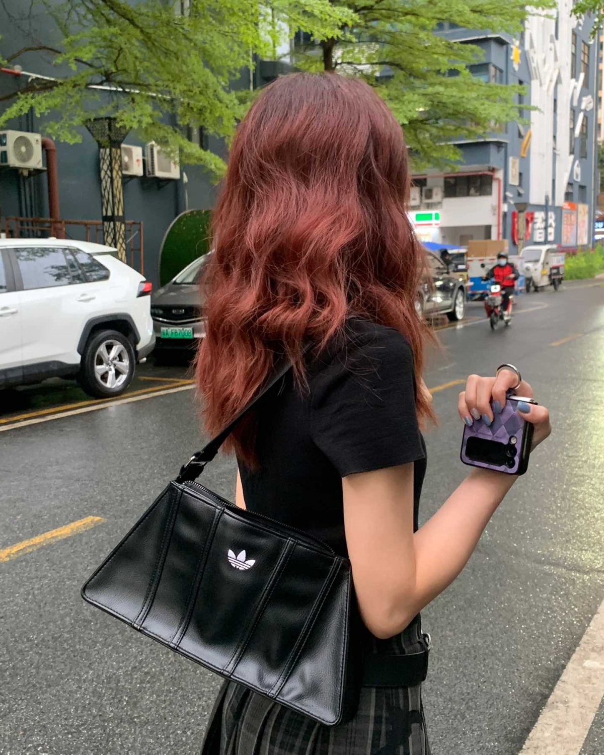 il9610这款包包真的超火人称小巴黎世家，国内断货于是外出