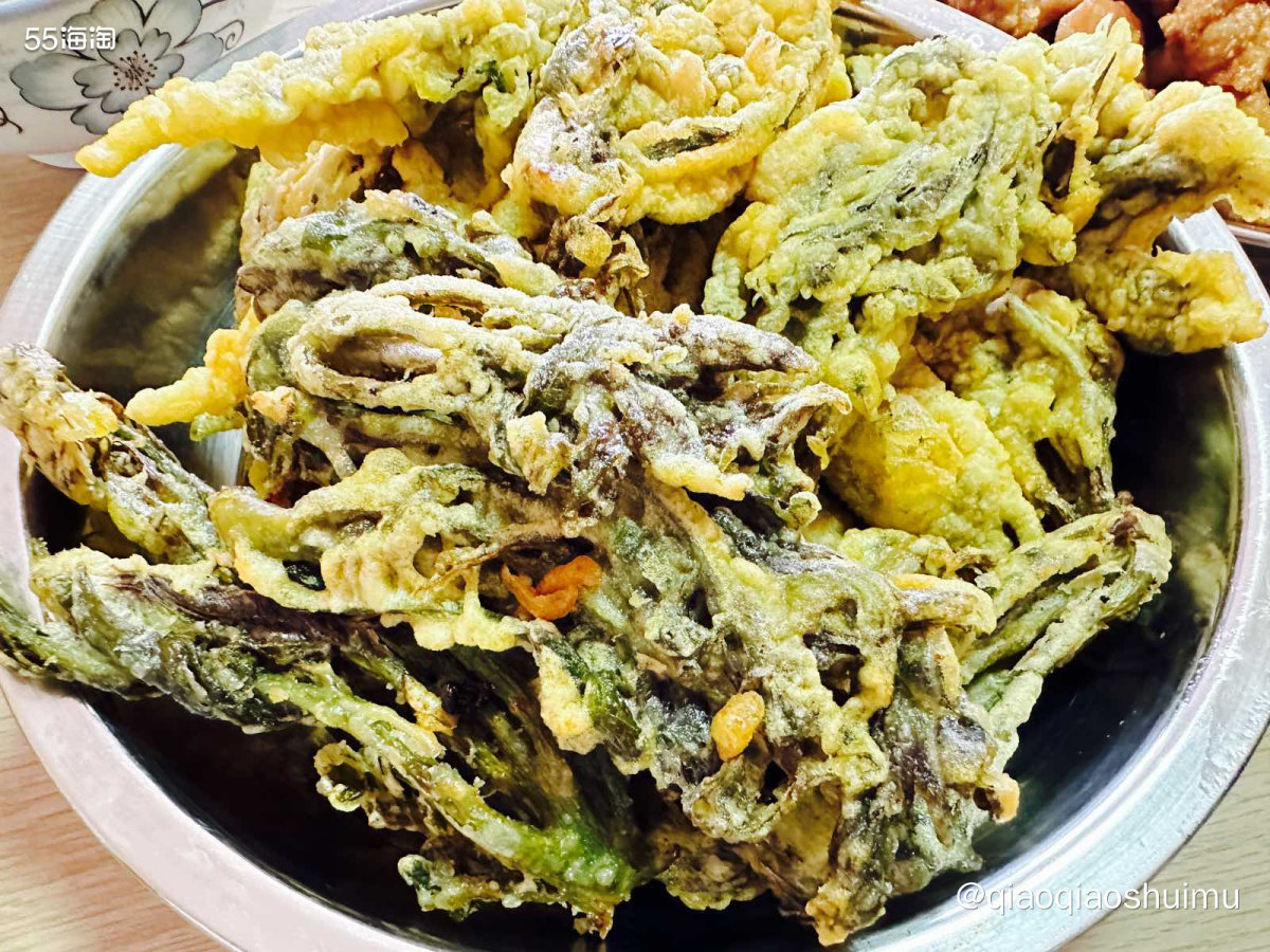 中午去妈妈家吃饭，准备晚上不吃啦，哈哈，估计做不到。 昨天看