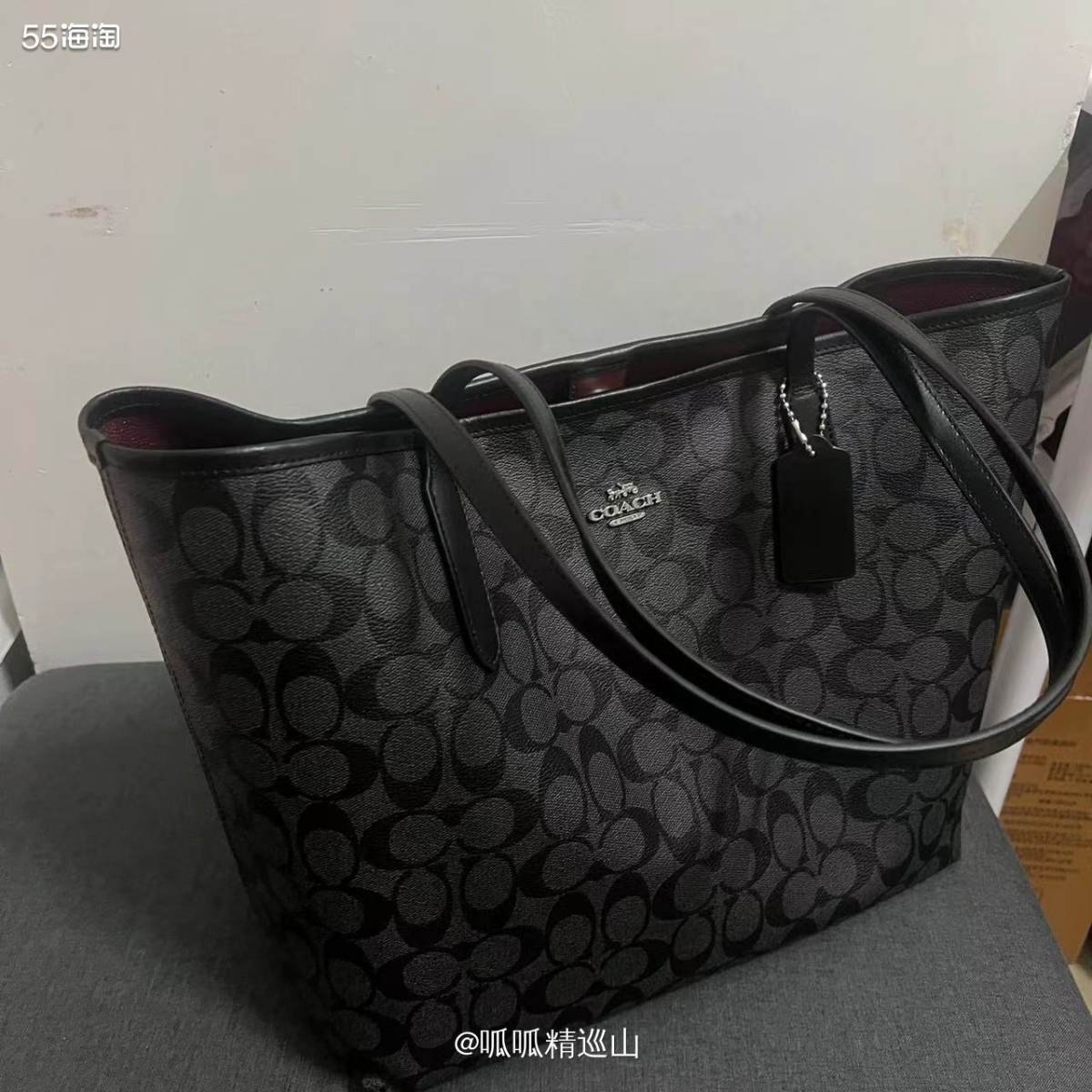 🌈这个包裹是帮客户下的，因为她要两个，为了早点收到货，其中