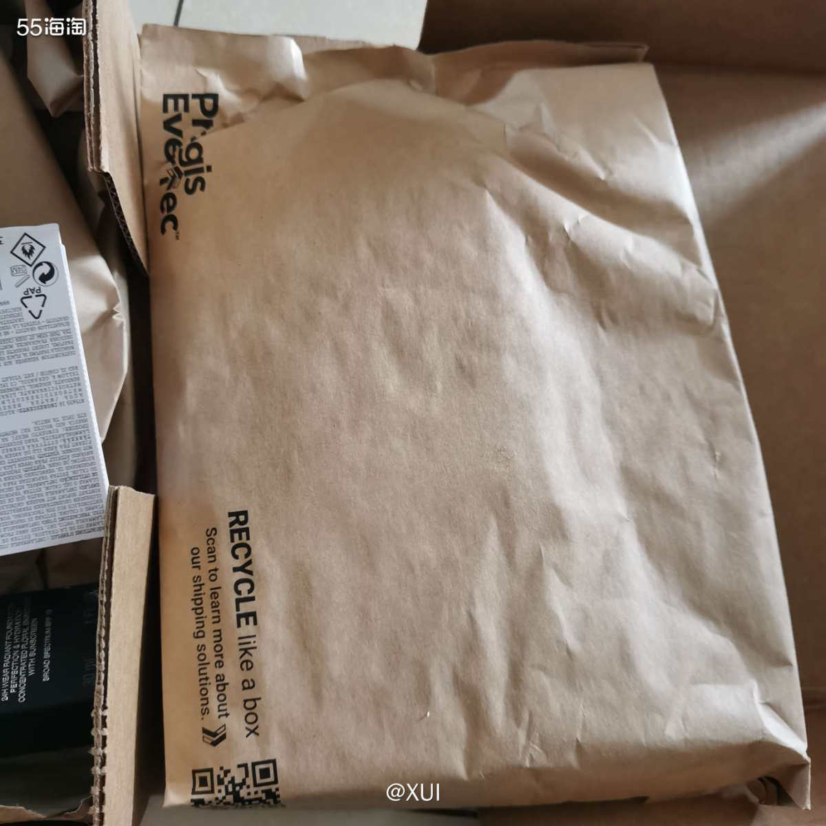 这个包裹是分别购于nordstrom和丝芙兰的东西，nd实在