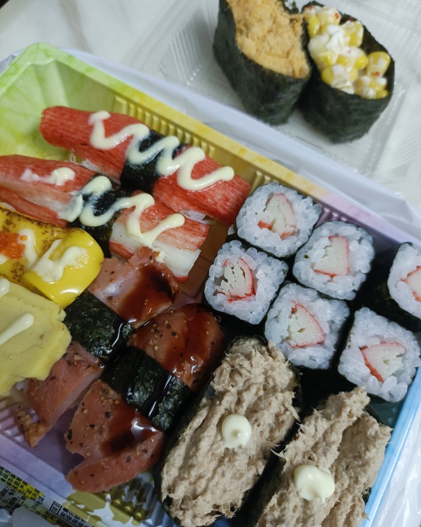 做了两天饭，今天中午想吃寿司，也可以休息一下了！  ⭐住的附