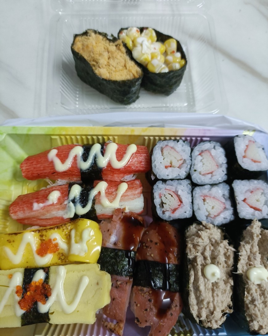 做了两天饭，今天中午想吃寿司，也可以休息一下了！  ⭐住的附