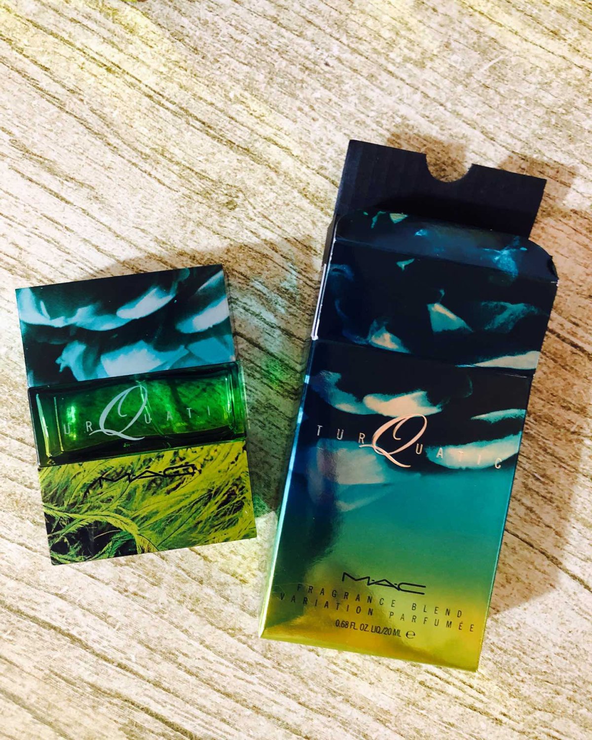 MAC的图尔卡蒂绿松石香水第二箱开箱，二个同时收到还挺好的，