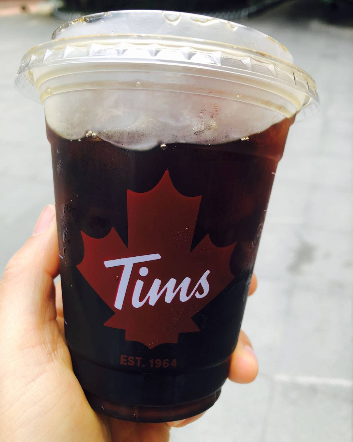 话说Tims出了青柑冷萃咖啡一大早太热了立马去买了一杯，这种