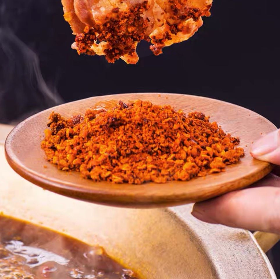 一哥直播间好吃好玩好买的很多😂下单翠宏的香辣蘸料这个香辣味