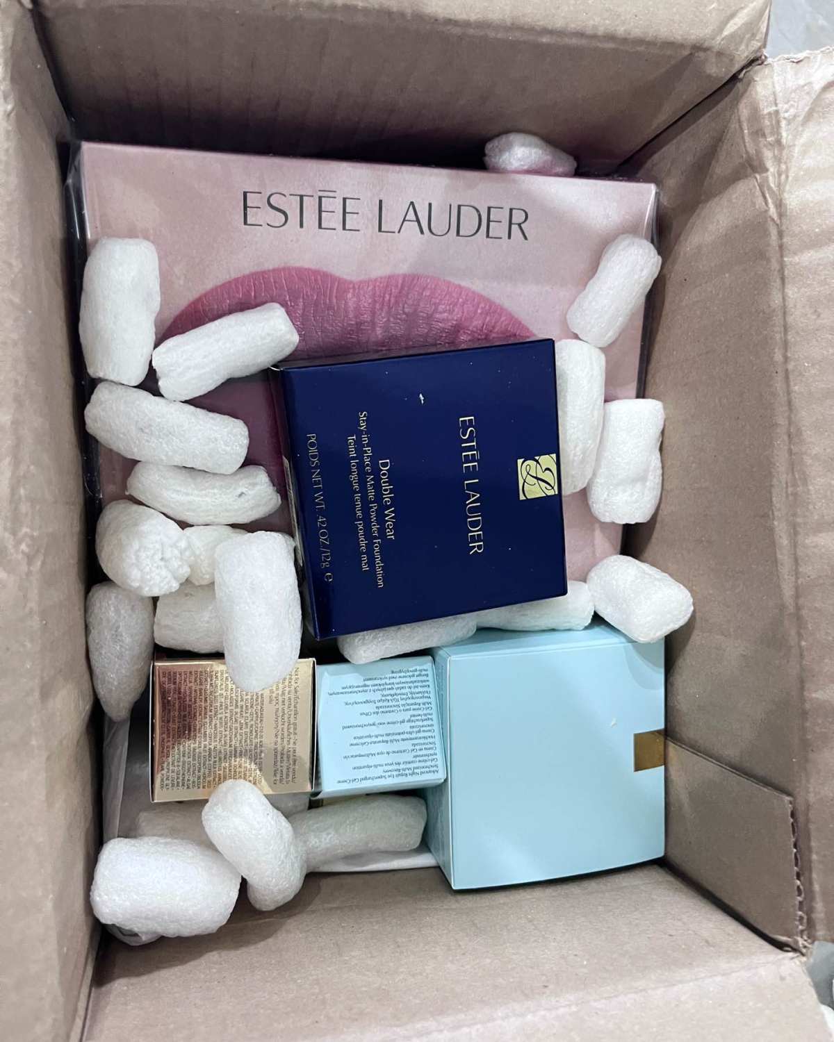 飞碟转运单号：T1119755 下单网站：雅诗兰黛美国官网 