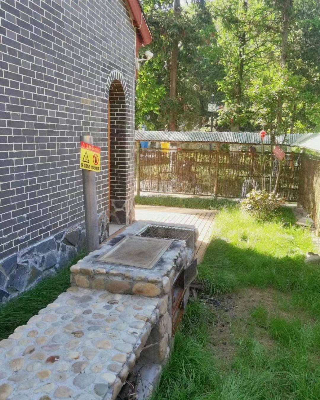 坐标: 巢湖一方白云民宿 朋友说，第一次住这么喧闹的民宿，前