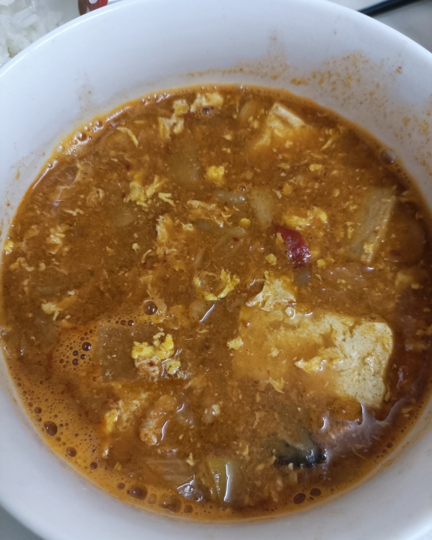 招行兑换的烤箱今天终于派上用场了~  👉午餐 辣椒炒肉--