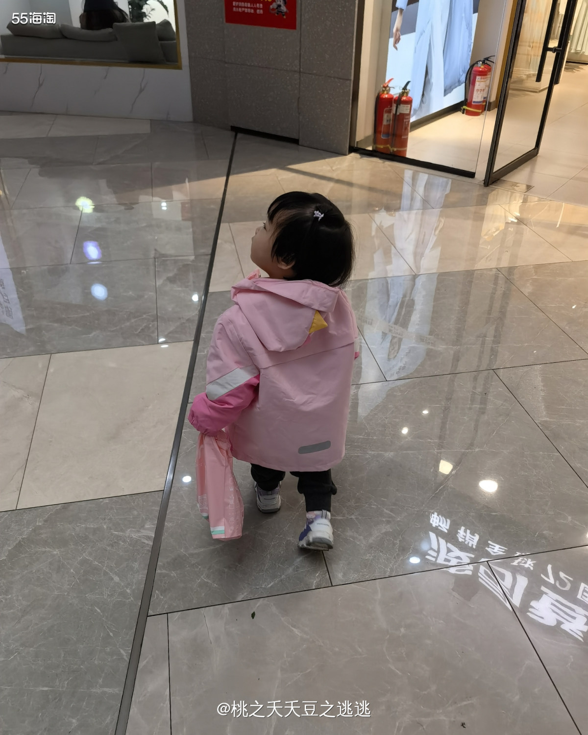 💎本来打算遛娃儿的，但是外面的方式在是太大了，所以临时改变