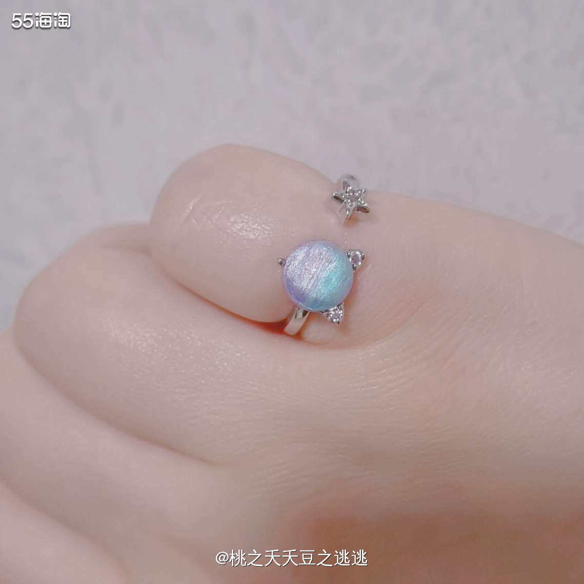 💍原本是想要帮黑桃买发饰的，结果结账的时候就突然发现了这个