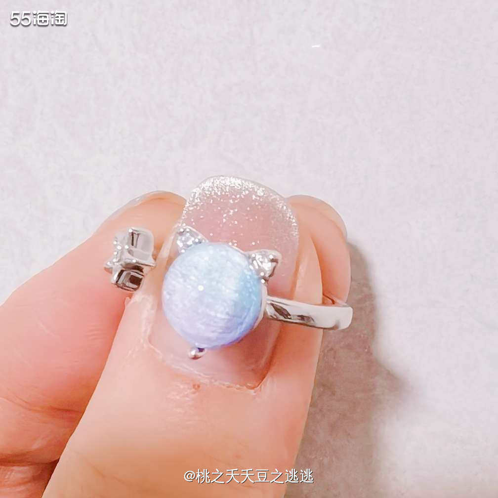 💍原本是想要帮黑桃买发饰的，结果结账的时候就突然发现了这个