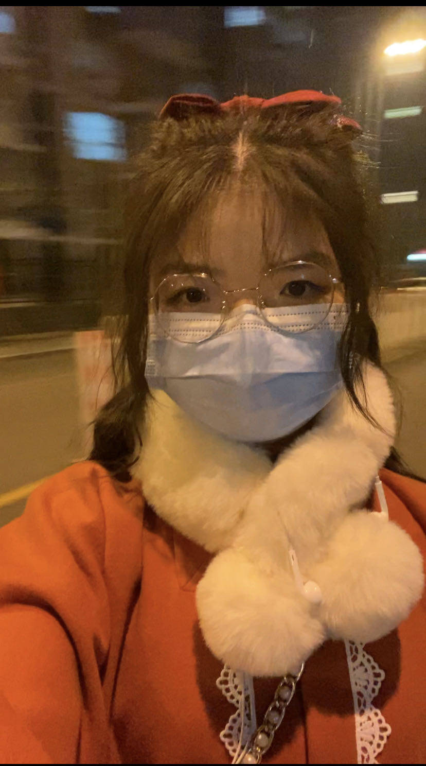 卓大小伙伴说想看我出穿搭，翻了翻正好有合适的素材，刚好可以来