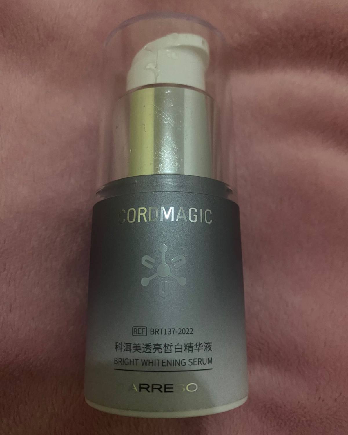 所谓一白遮百丑，确实有一定道理。 底子太黑了，涂粉底液都不一