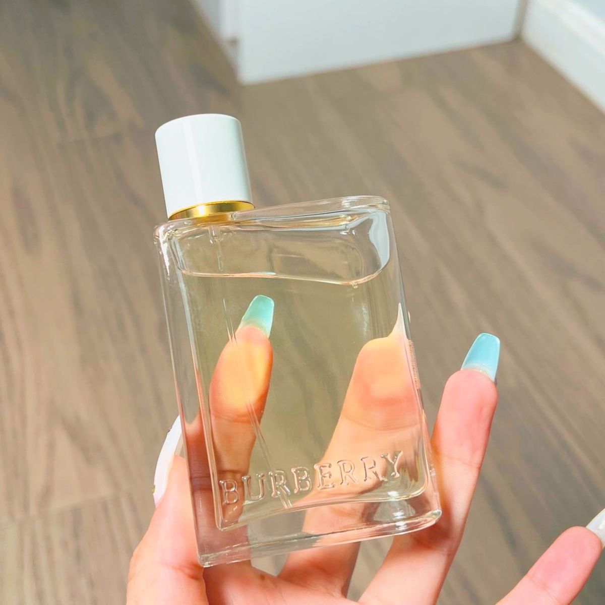 🌸心水很久的一款香水，冬天的时候买了奶油草莓，夏天入手青提