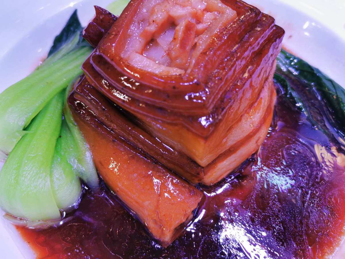 闺蜜一行三个人下午在农家乐，晒晒太阳，聊聊八卦，吐槽领导和工