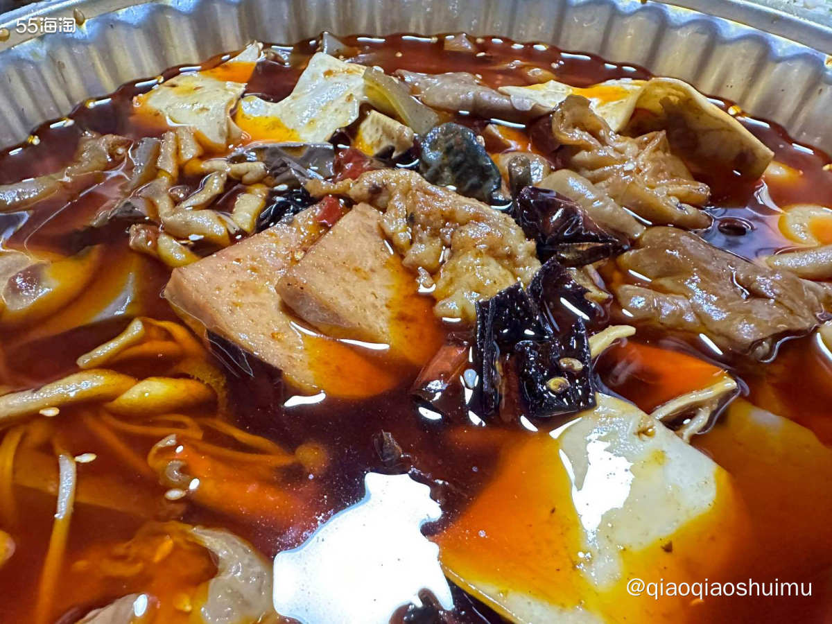 自从上次吃了毛血旺，每次问娃想吃什么他都说要吃川菜，要吃毛血
