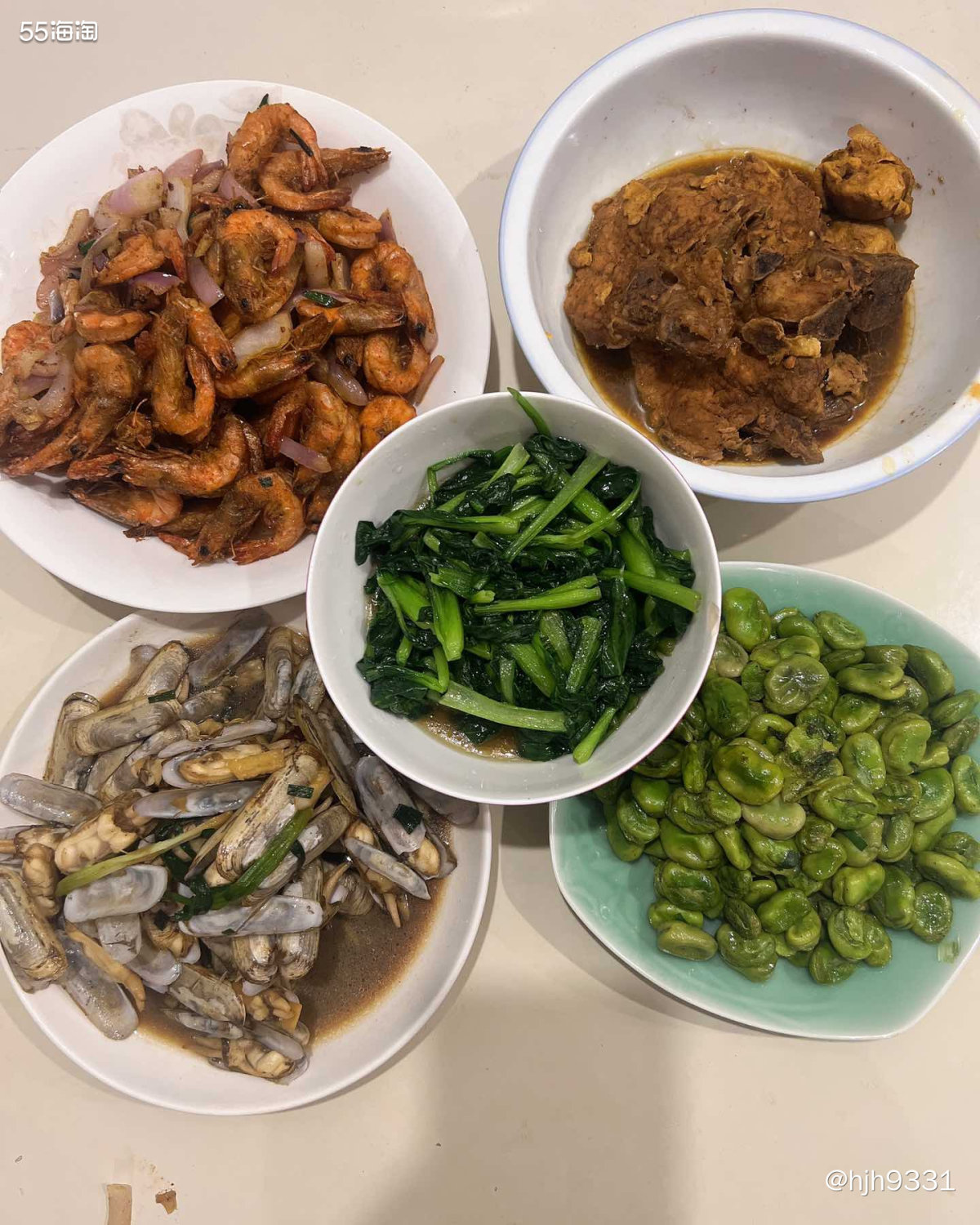 🔅平时都是家里自己煮的，现在基本都是老公买菜烧菜，因为孩子