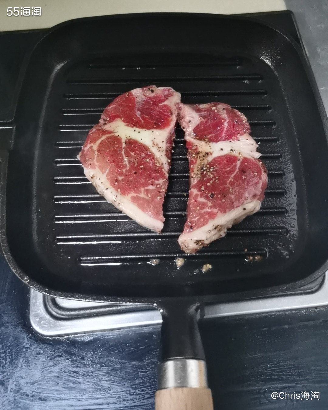 分享一下最近的减脂餐，虾仁玉米青豆胡萝卜炒蛋，虾仁解冻后先用