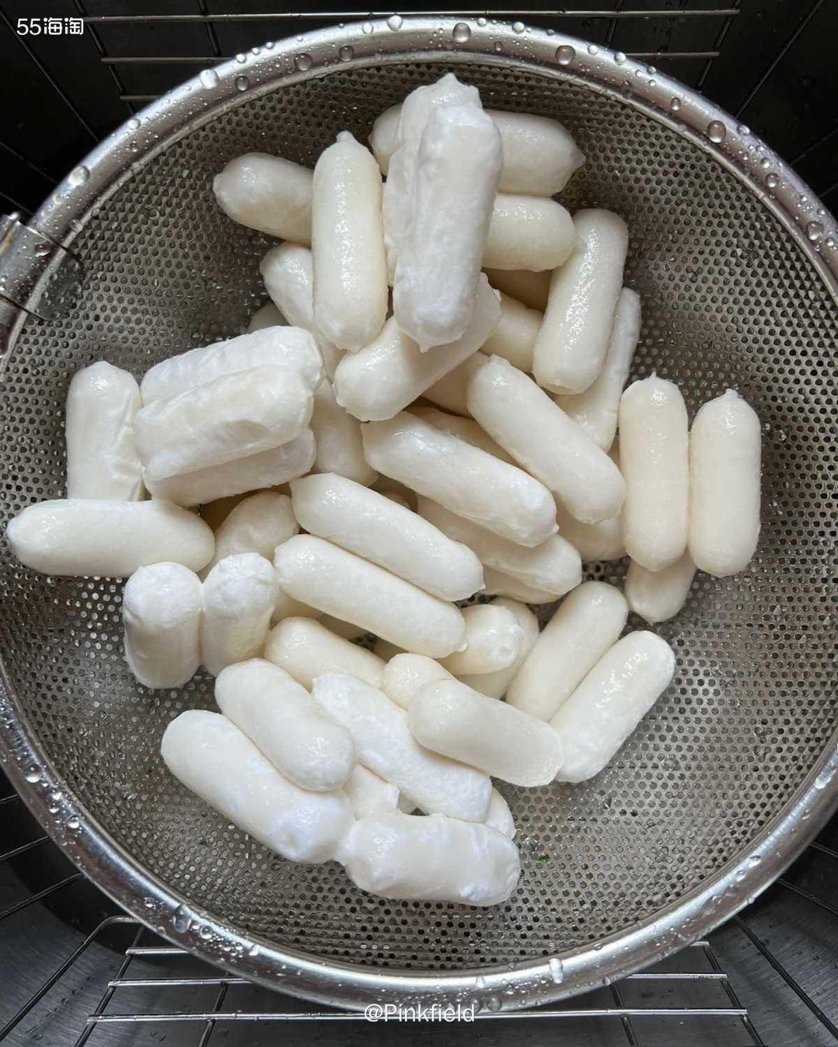 🍽好久没做辣炒芝士年糕了，这是上个月买的，放到了五一才做，