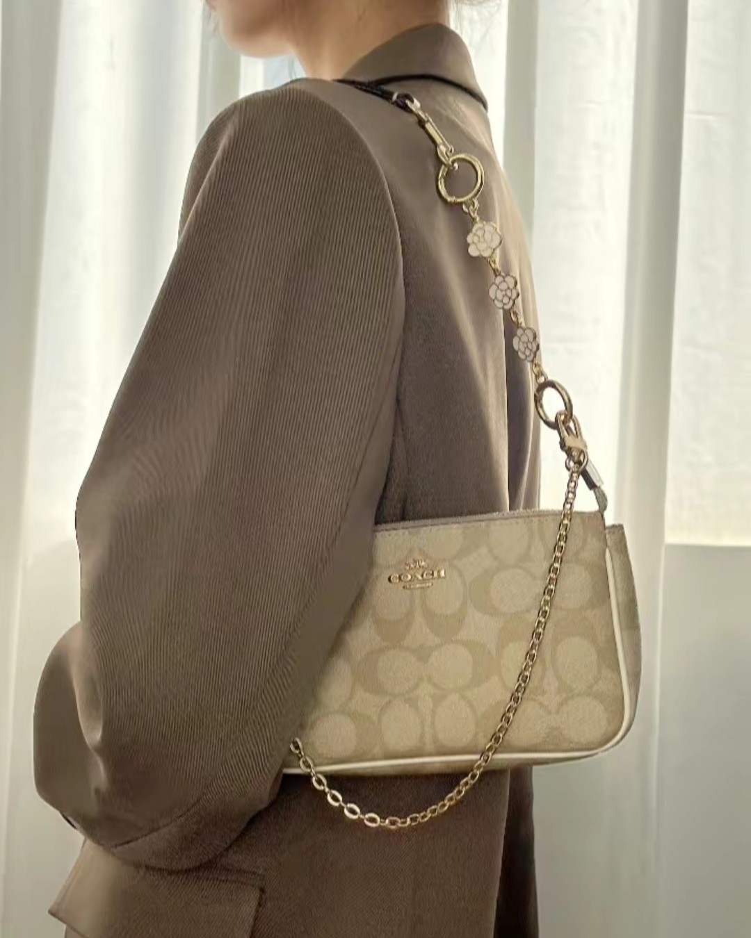 🌻商品名:coach nolita 19麻将包 🌻剁手网