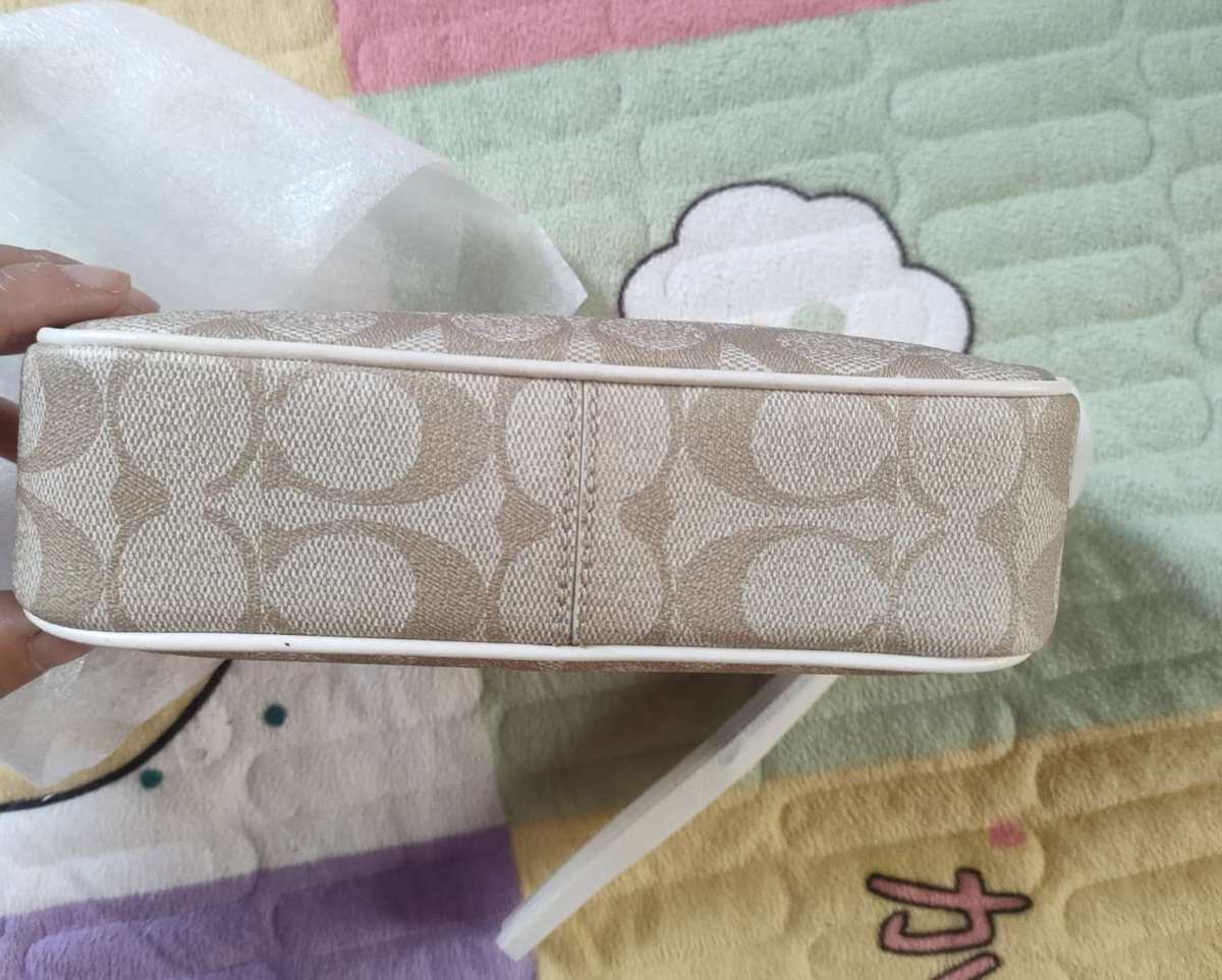 🌻购买商品:coach nolita 19麻将包 🌻购买