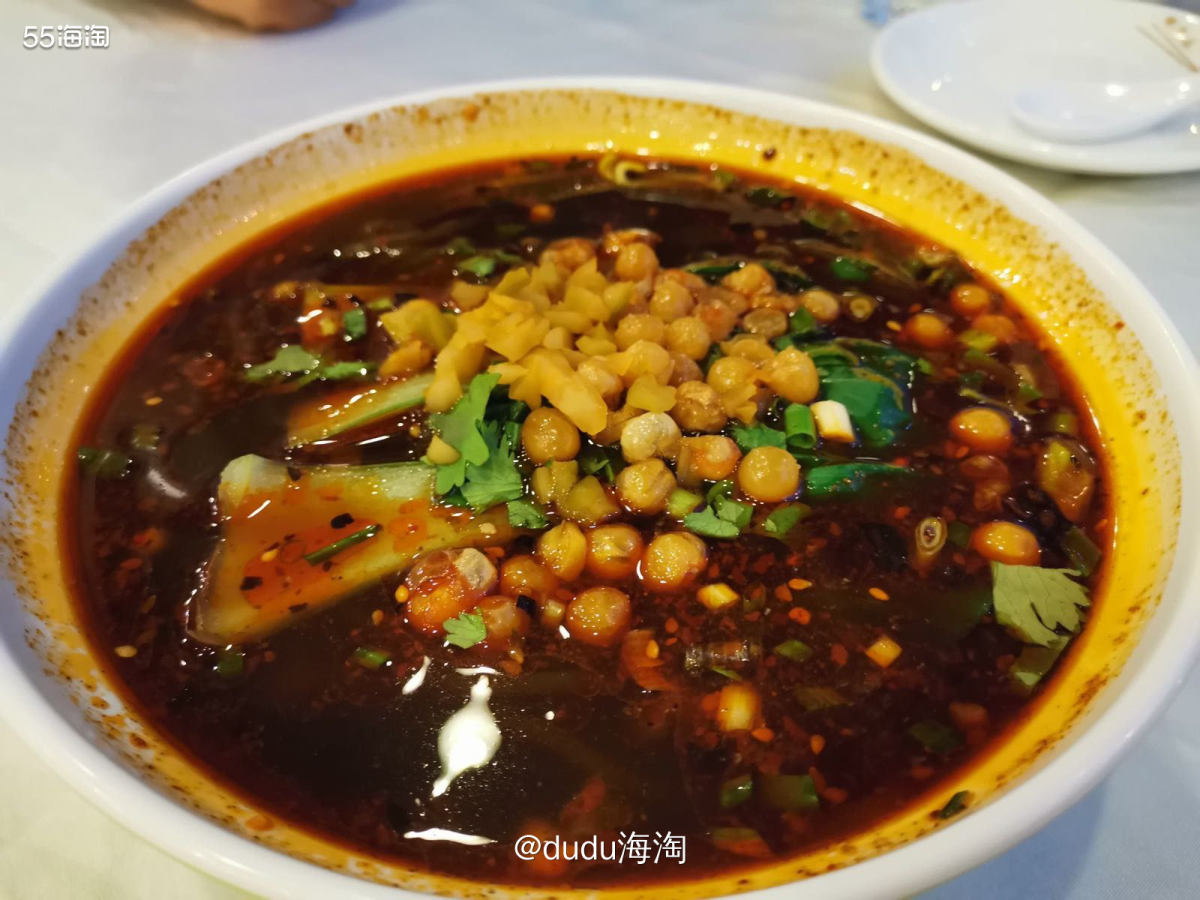 💕这几年感觉川渝火锅和菜肴已经占据了国内大部分的餐饮业了，