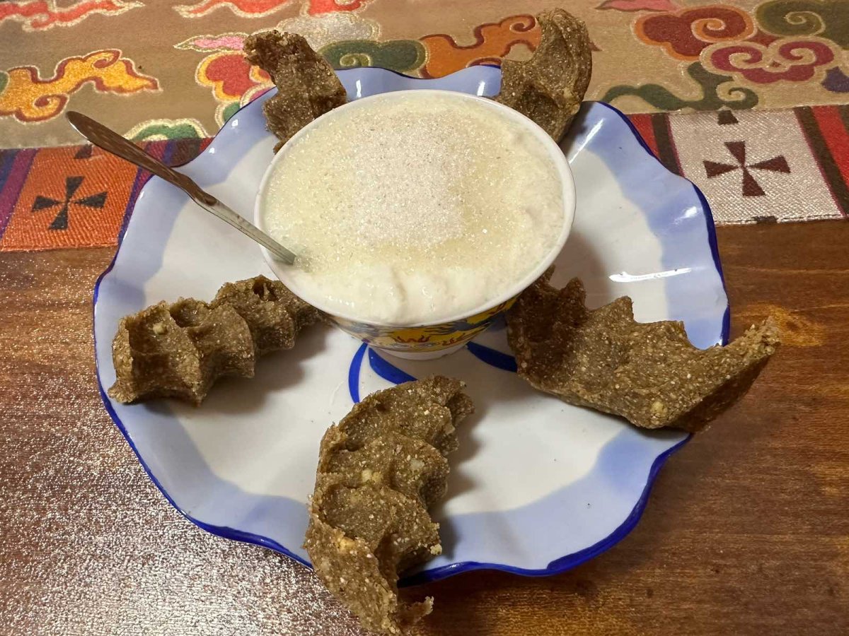五一去西藏玩了几天，听了网上的攻略，从西宁坐火车去的拉萨，超