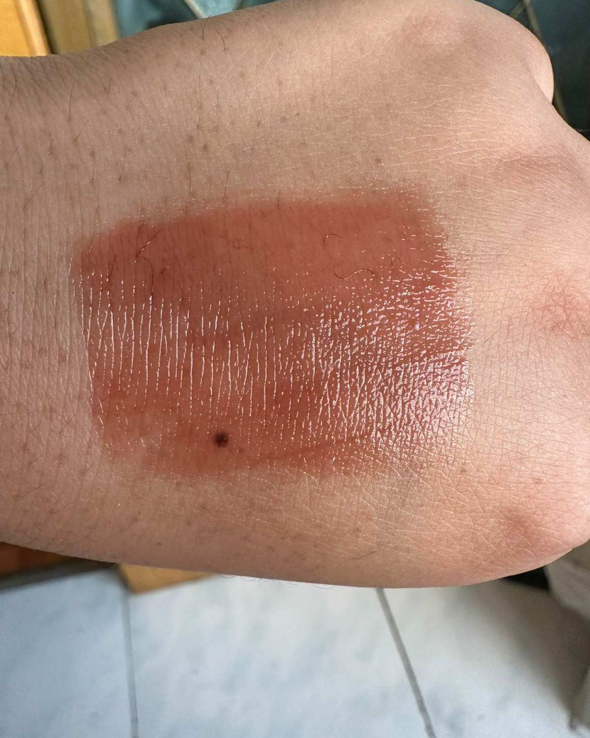 我手里没有其他姐妹那样的口绿，口蓝，但是也有不少黄黑皮深唇雷