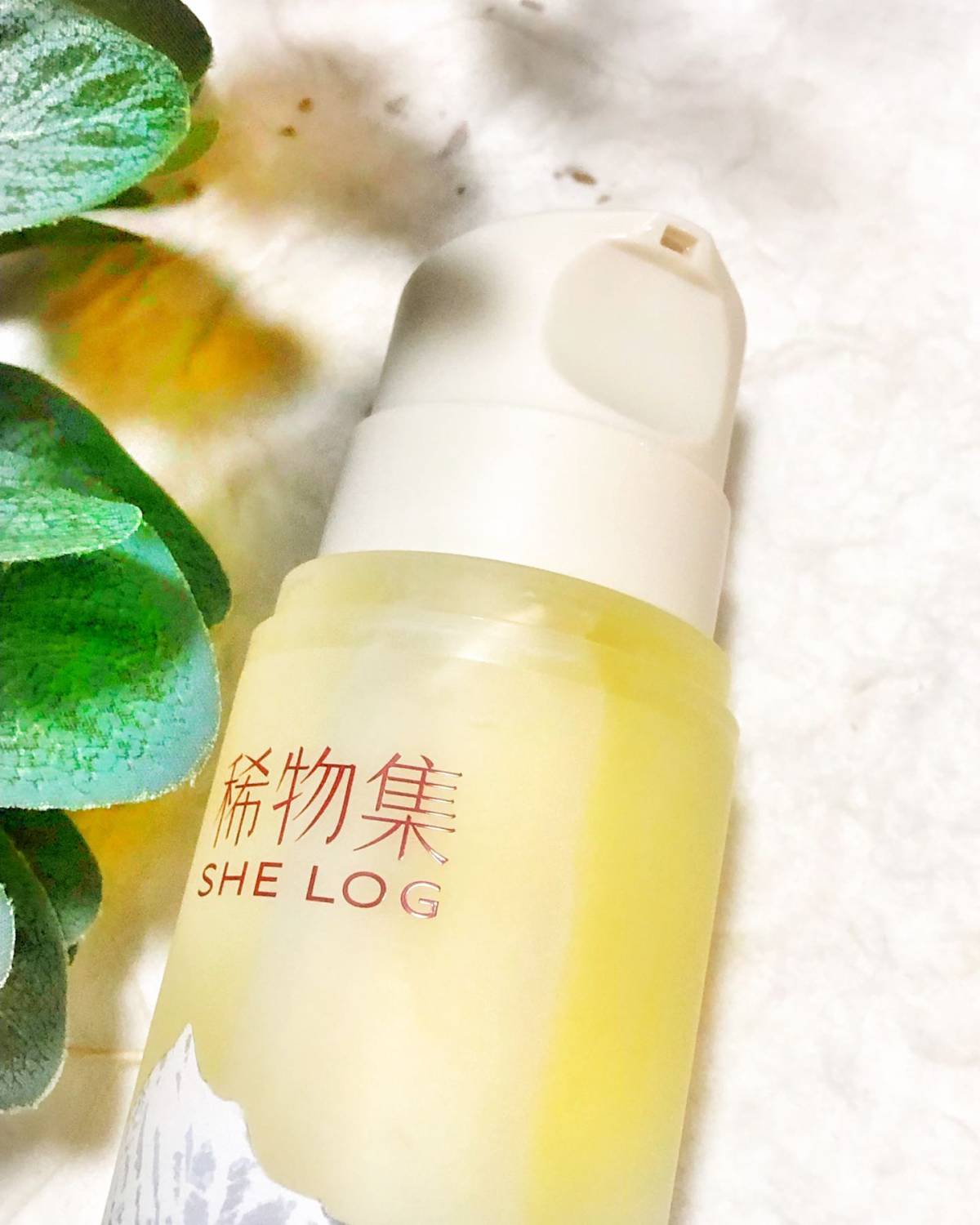 混油皮对水的需求量比较大，因为一冒痘痘我就用各种水湿敷镇静，