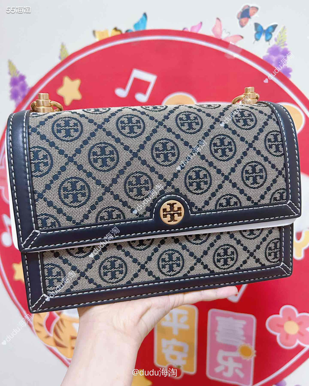 💕收到了一个轻速国际的包裹，开箱才知道是TB小号风琴包，也