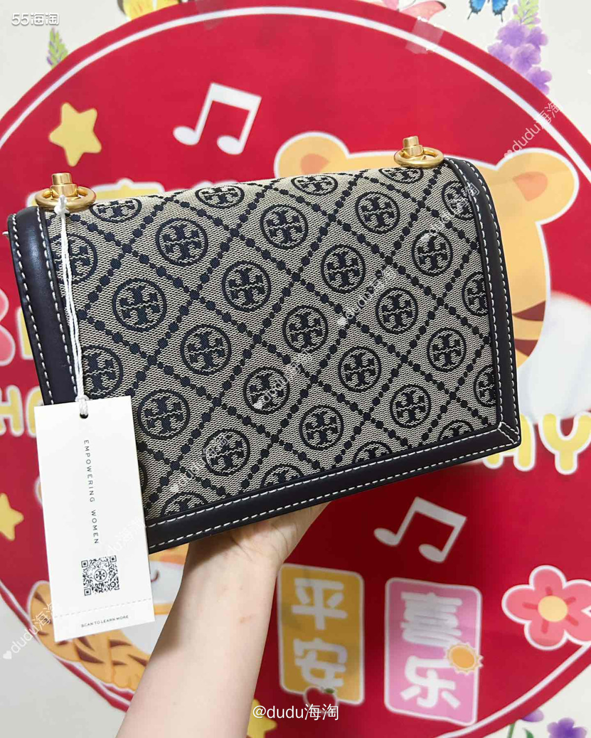 💕收到了一个轻速国际的包裹，开箱才知道是TB小号风琴包，也