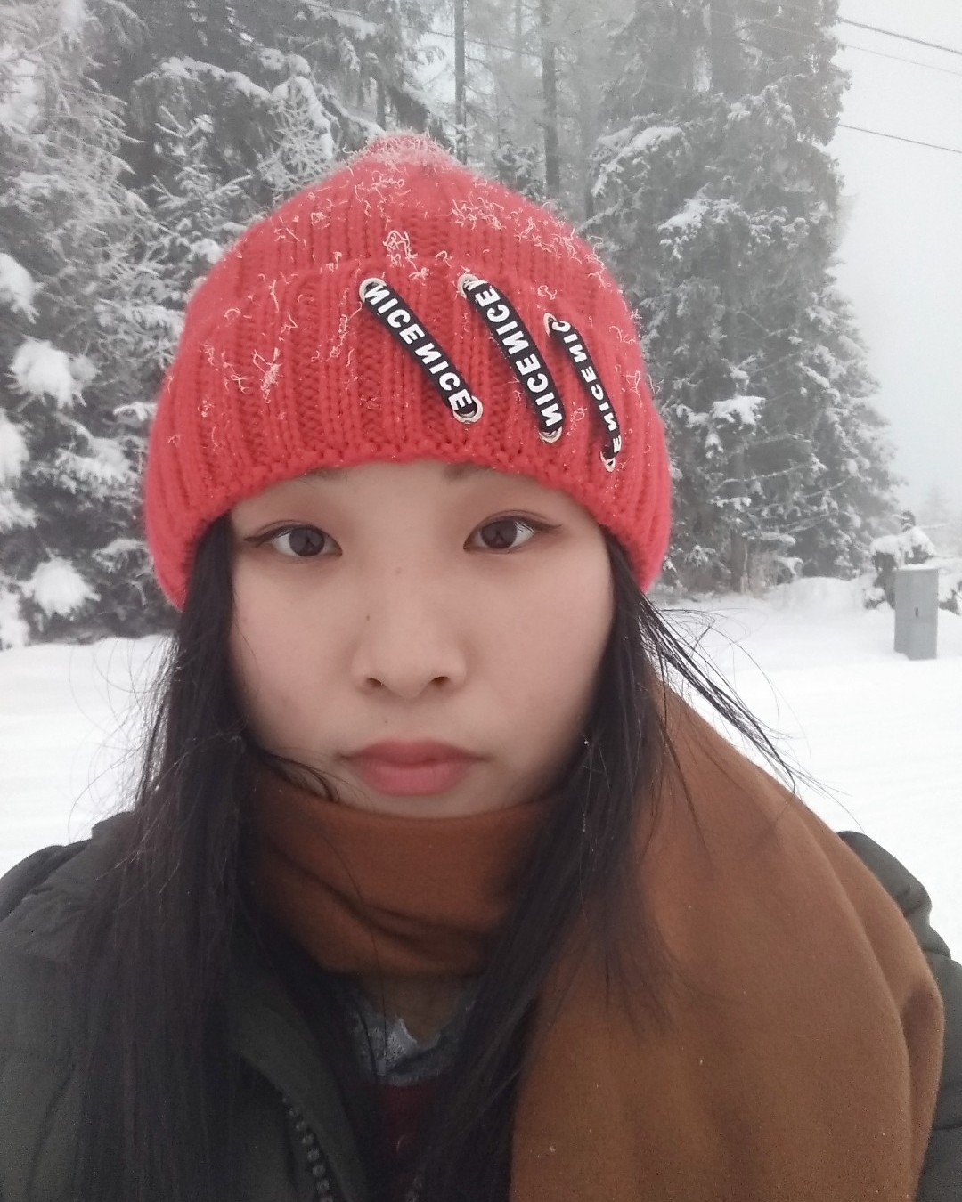说起帽子，我就想到了没生娃之前出国旅游带的一些帽子，也不算什