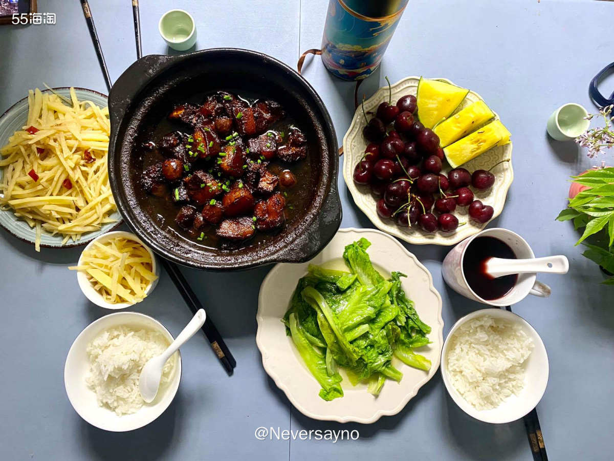 💓腐乳红烧肉小火慢炖真的超美味的，一口气半碗饭  ▪️上海