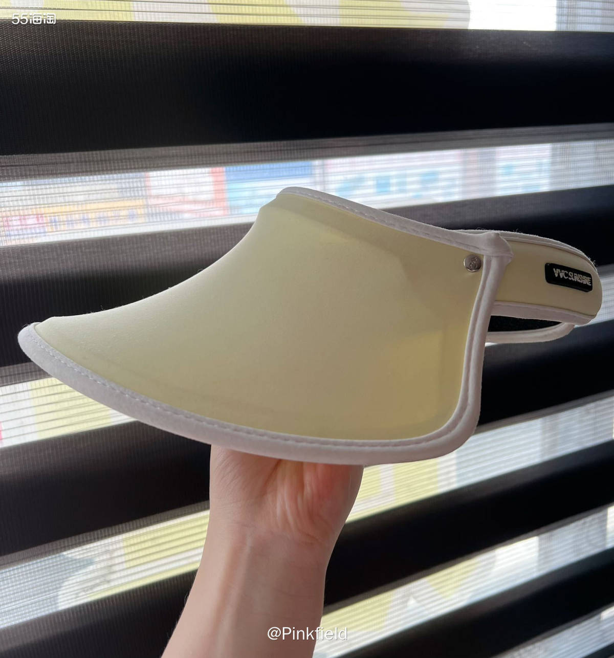 🌞今天要分享的这款帽子是来自VVC的空顶遮阳帽，我手上这款