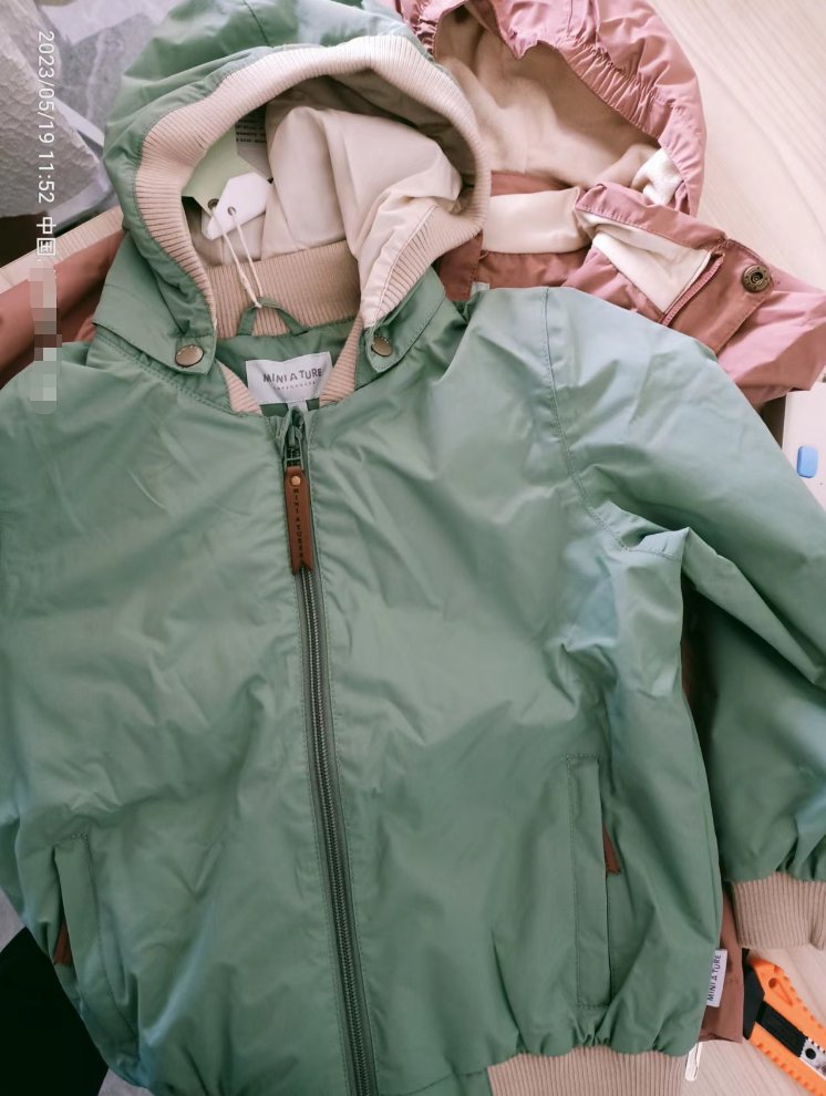 之前观望了很久，觉得价格有点贵，迟迟没有入手 因为我知道季节