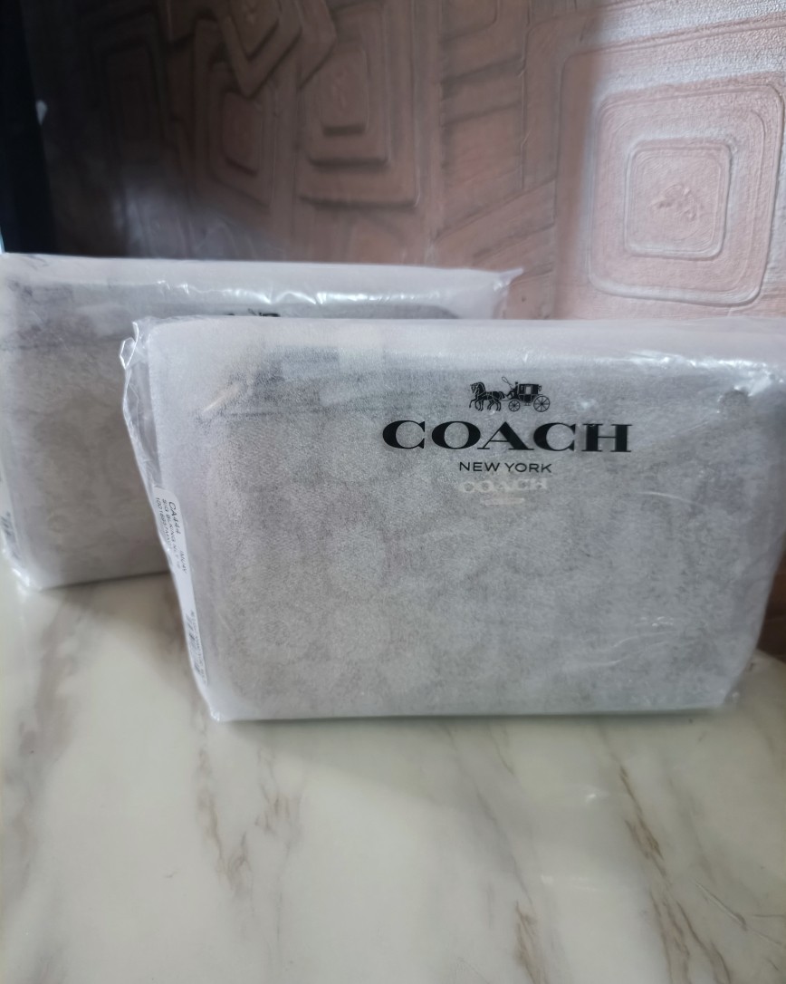 分箱的最后一箱coach到了--中环无忧43天到货,服饰鞋包海淘攻略-55海淘社区